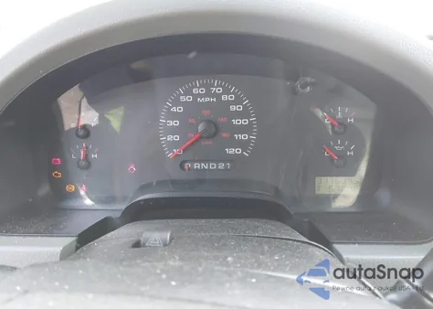 2005 Ford F-150 Stx/Xl/Xlt z USA, uszkodzony, nr VIN 1FTRF12225NB05739